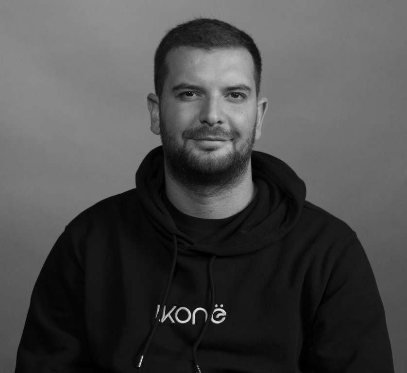 Jetmir Zenelaj Producer - Production Manager (Medium)